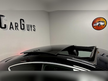 Used Mercedes-Benz C Class 2016 for sale - 77109962: Photo