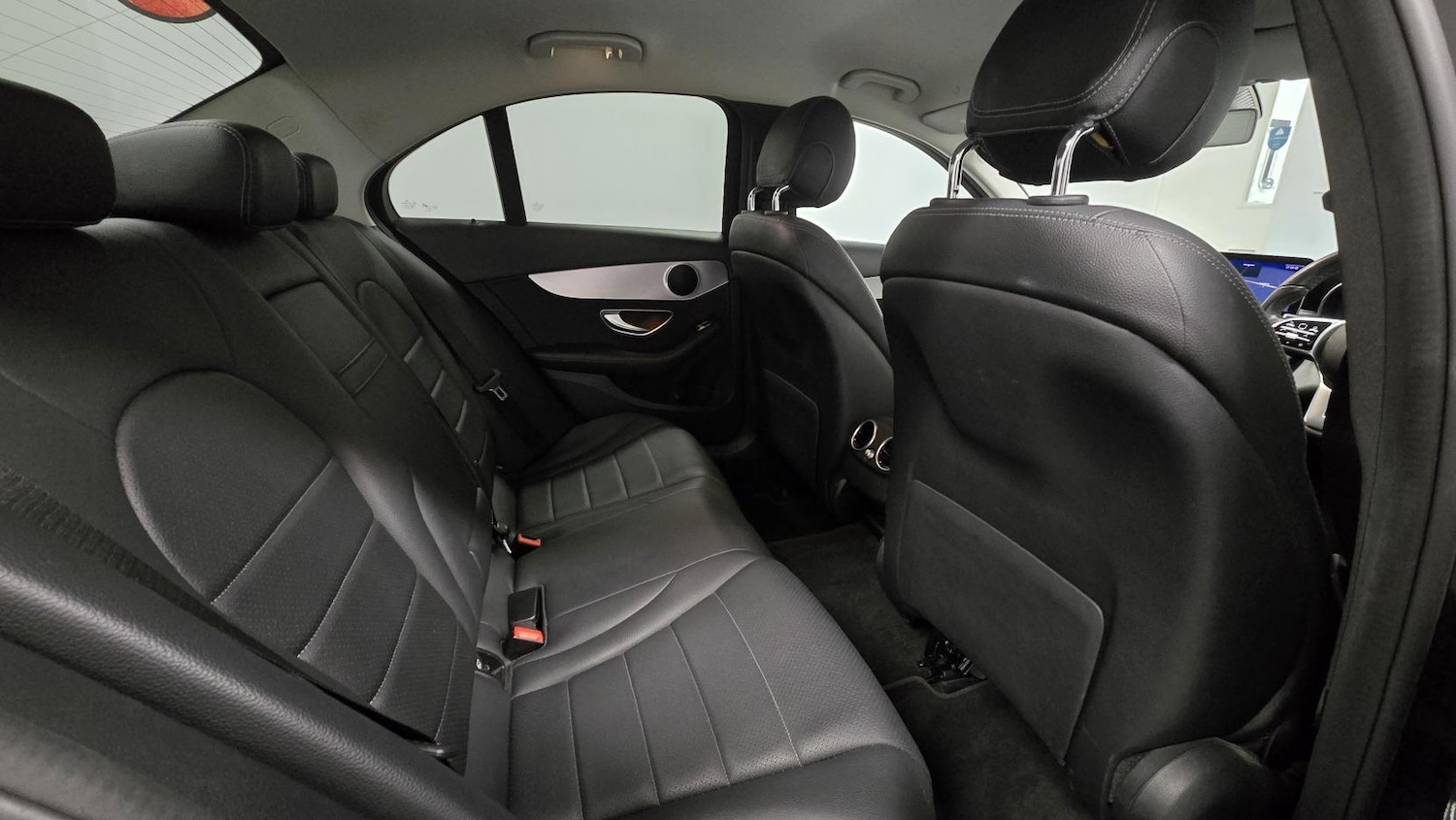 Used Mercedes-Benz C Class 2019 for sale - 78144883: Photo 17