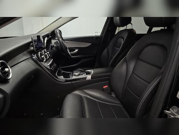 Used Mercedes-Benz C Class 2019 for sale - 78144883: Photo