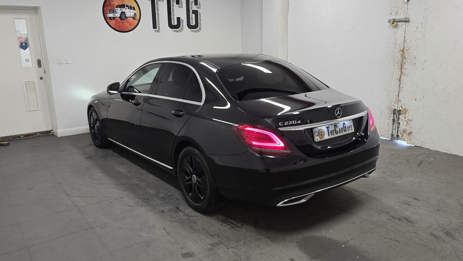 Used Mercedes-Benz C Class 2019 for sale - 78144883: Photo 9