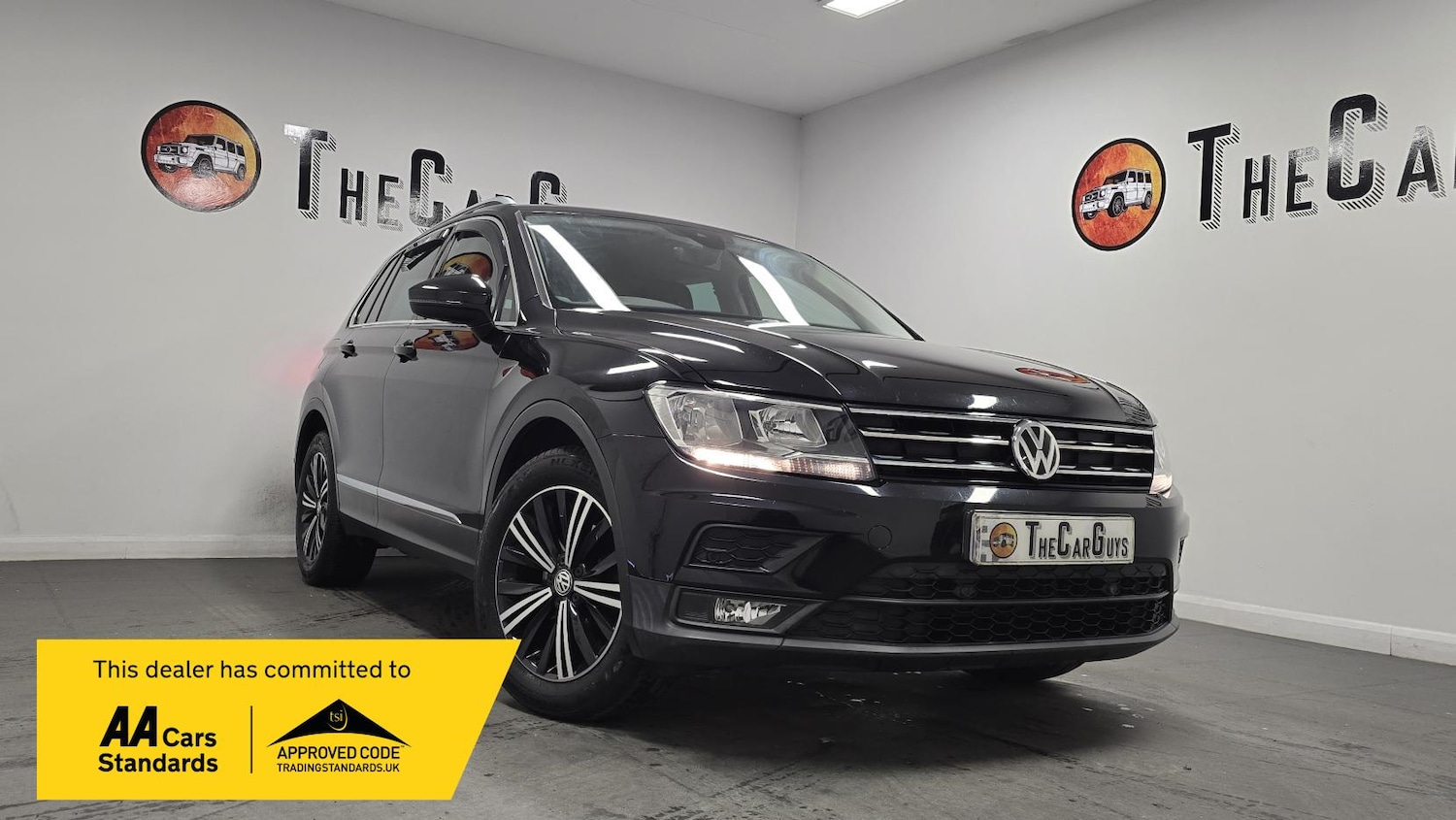 Used Volkswagen Tiguan 2017 for sale - 77890169: Photo 1