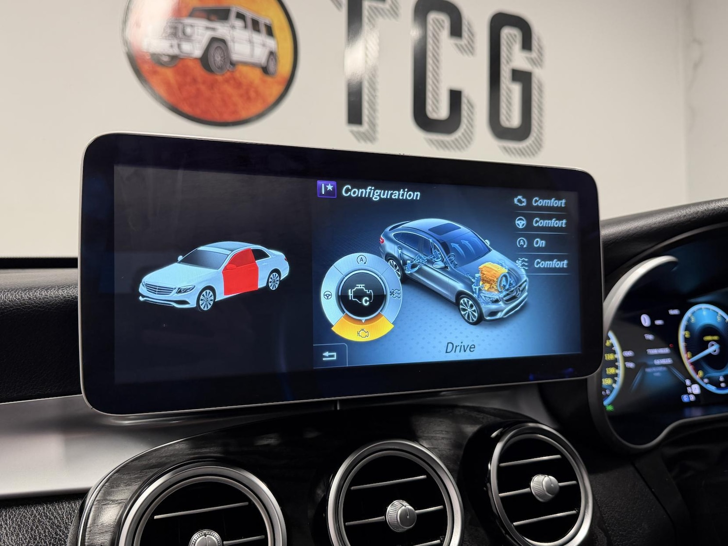 Used Mercedes-Benz GLC 2018 for sale - 77109957: Photo 33