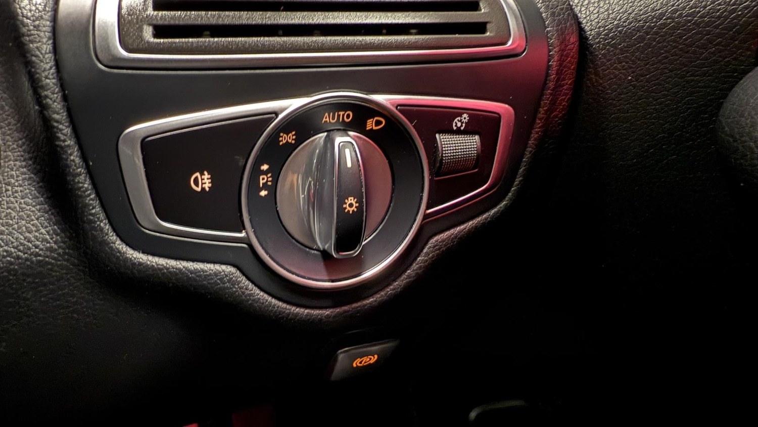 Used Mercedes-Benz C Class 2019 for sale - 77109965: Photo 48