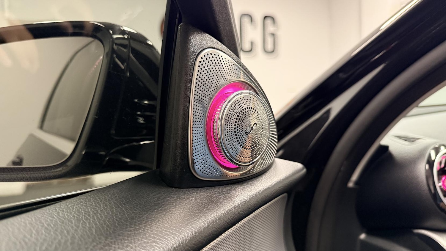 Used Mercedes-Benz E Class 2016 for sale - 77285859: Photo 3