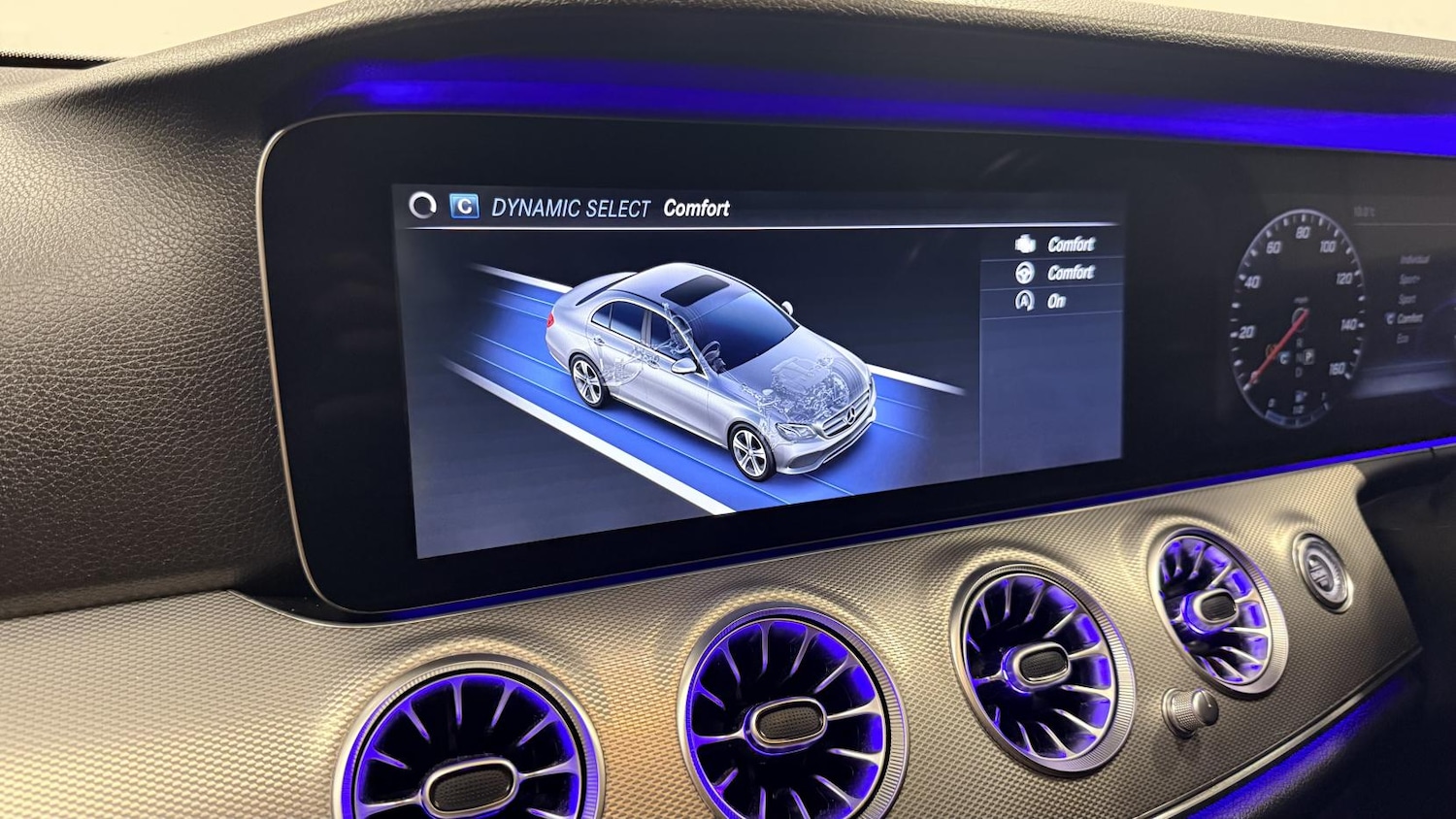 Used Mercedes-Benz E Class 2016 for sale - 77285859: Photo 33