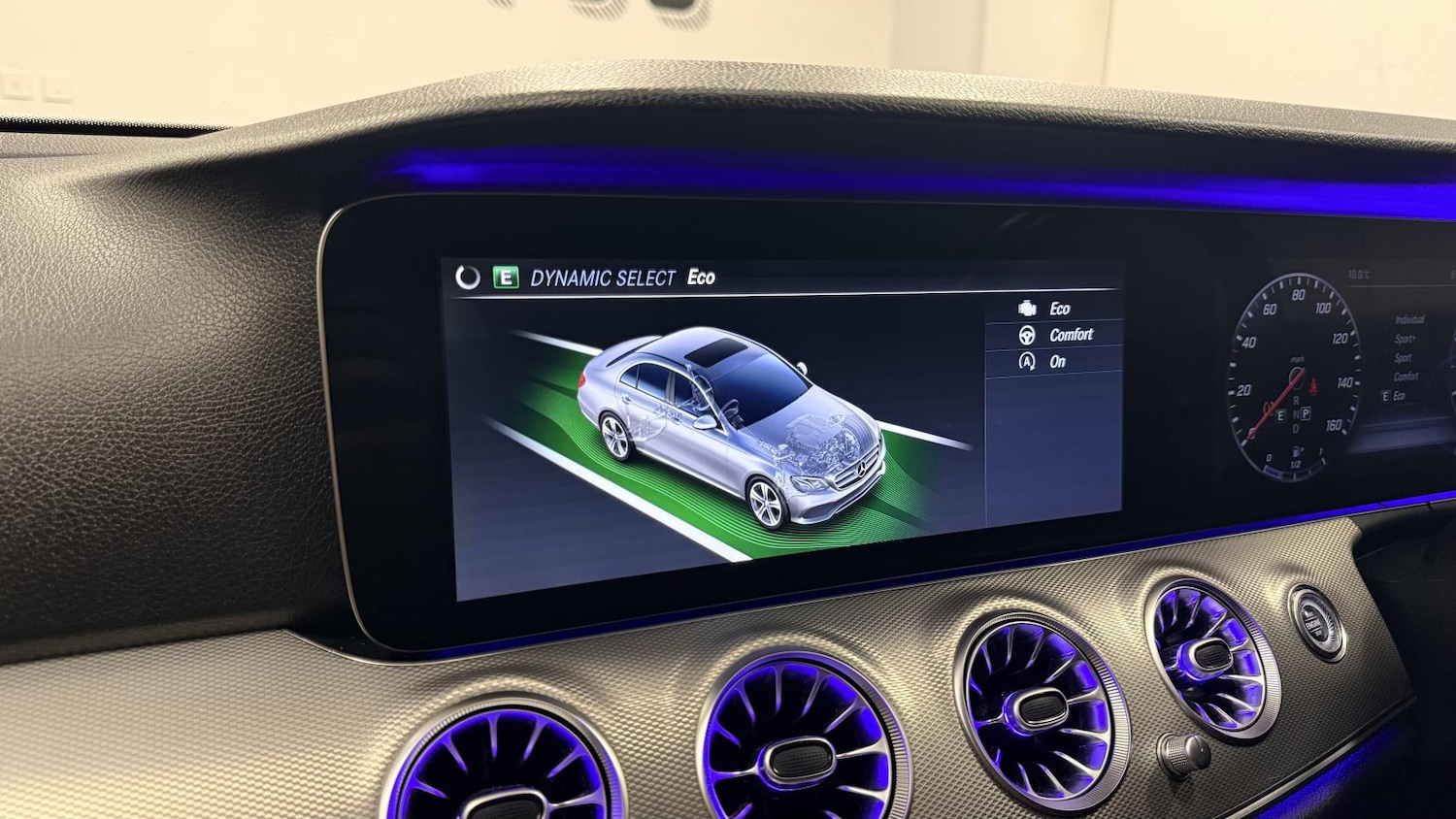 Used Mercedes-Benz E Class 2016 for sale - 77285859: Photo 34