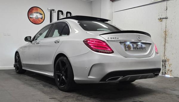 Used Mercedes-Benz C Class 2017 for sale - 78135458: Photo 2