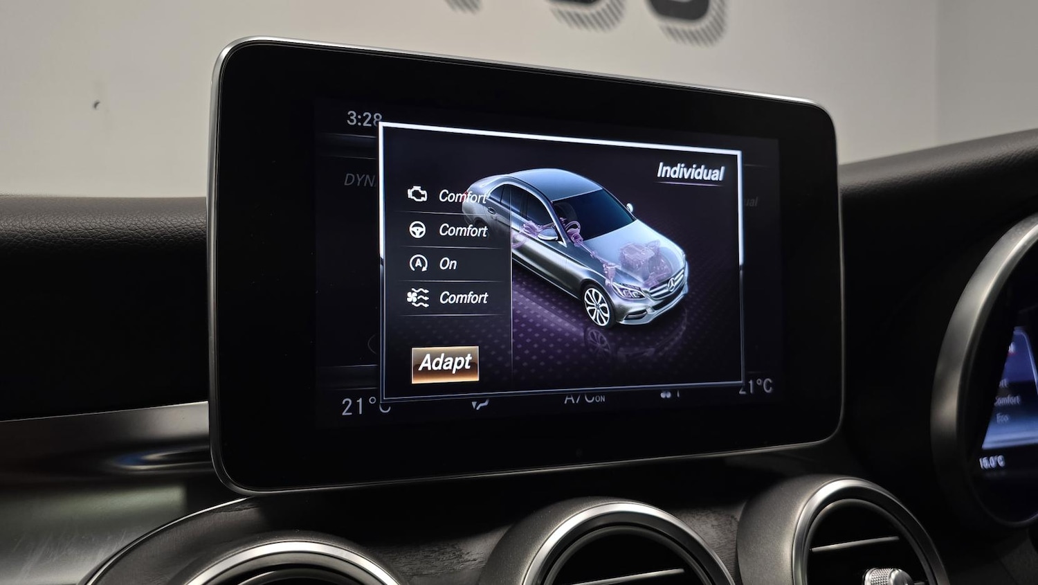 Used Mercedes-Benz C Class 2017 for sale - 78135458: Photo 31