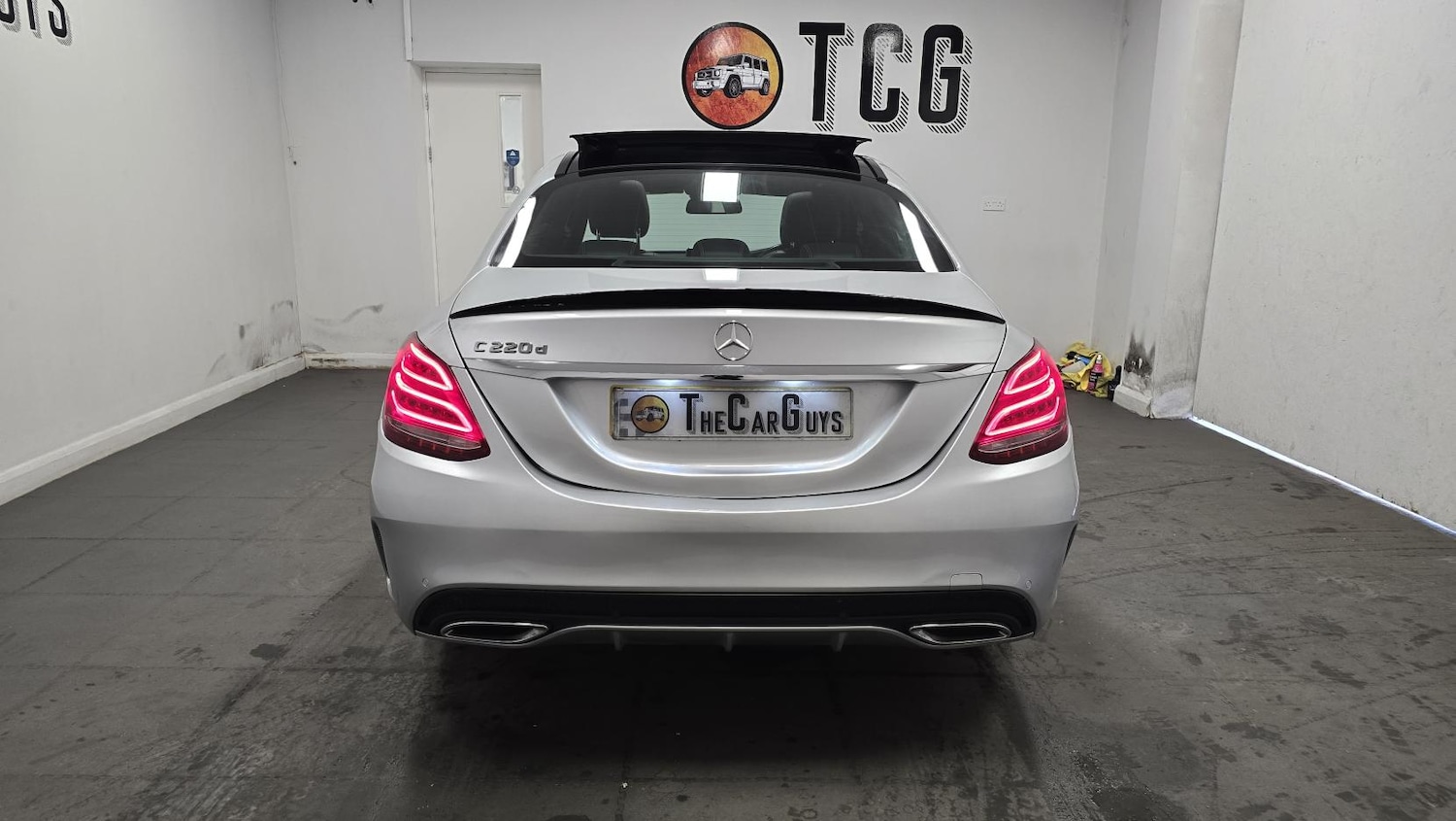 Used Mercedes-Benz C Class 2017 for sale - 78135458: Photo 9