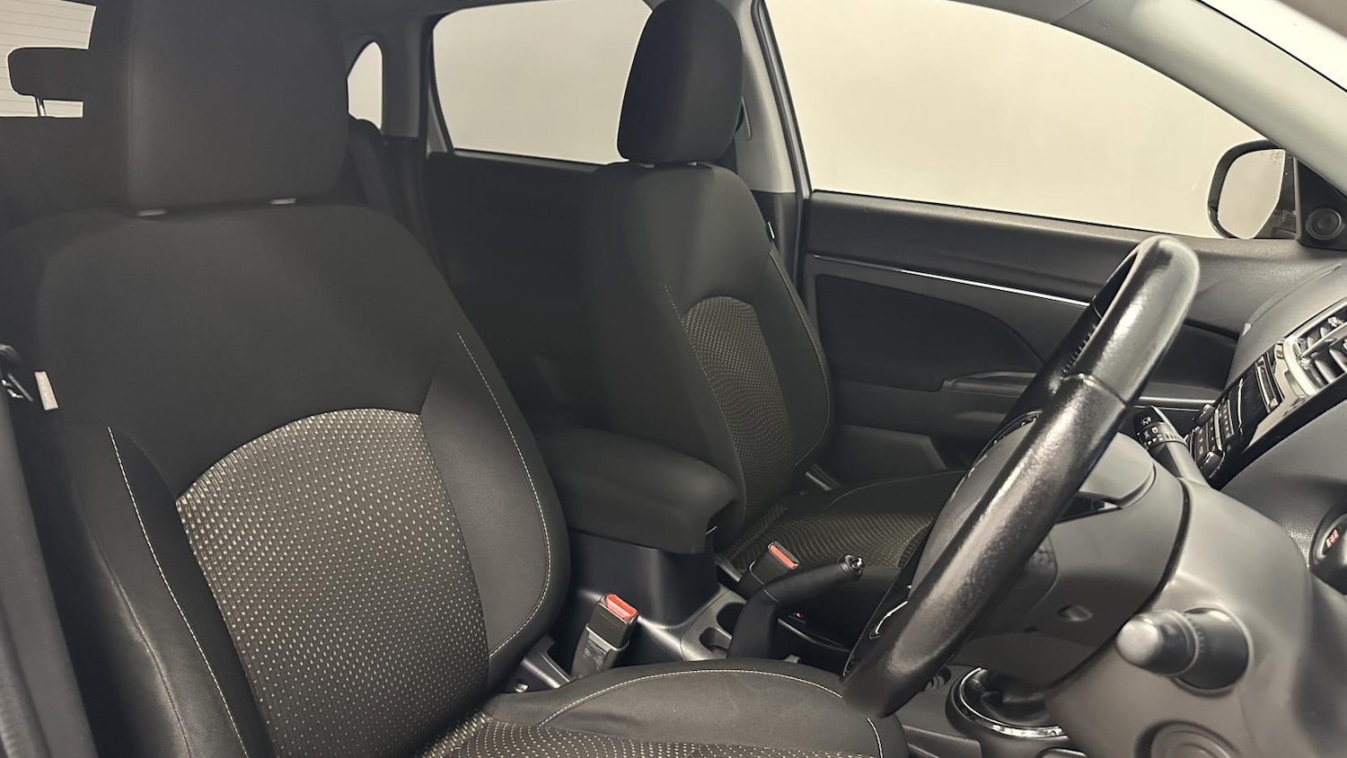 Used Mitsubishi ASX 2016 for sale - 77235611: Photo 16