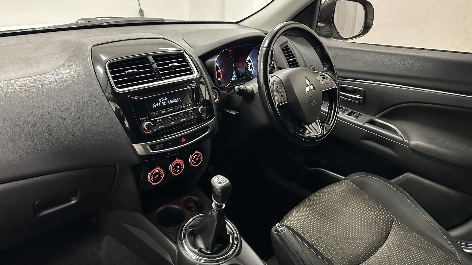 Used Mitsubishi ASX 2016 for sale - 77235611: Photo 2