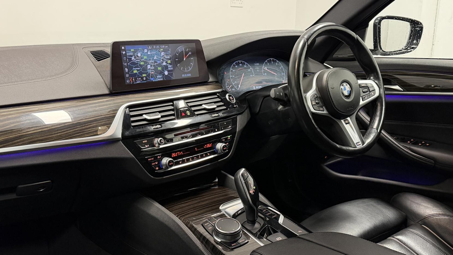 Used BMW 5 Series 2019 for sale - 77450011: Photo 2