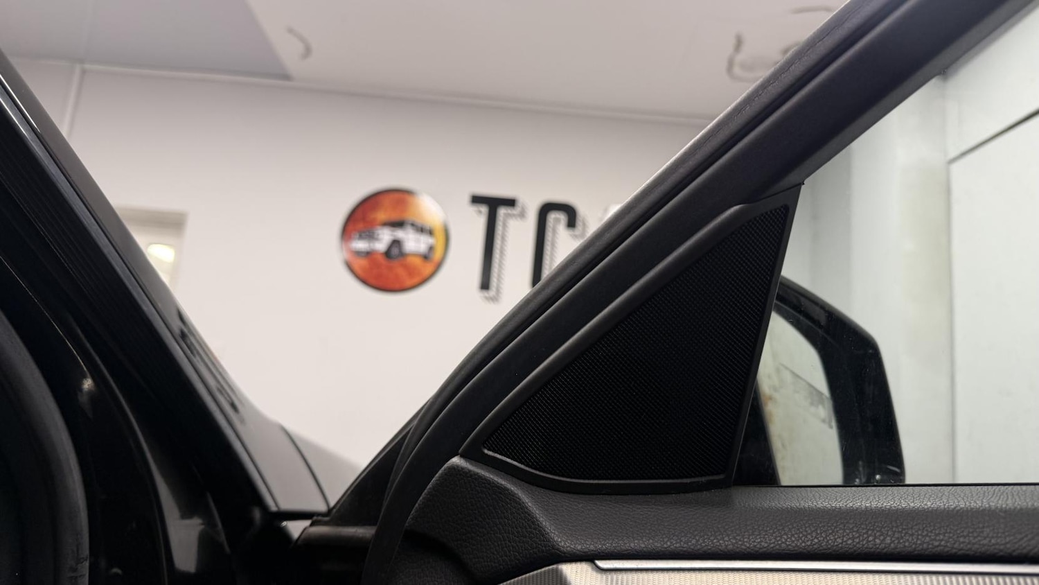 Used Mercedes-Benz E Class 2016 for sale - 77931221: Photo 13