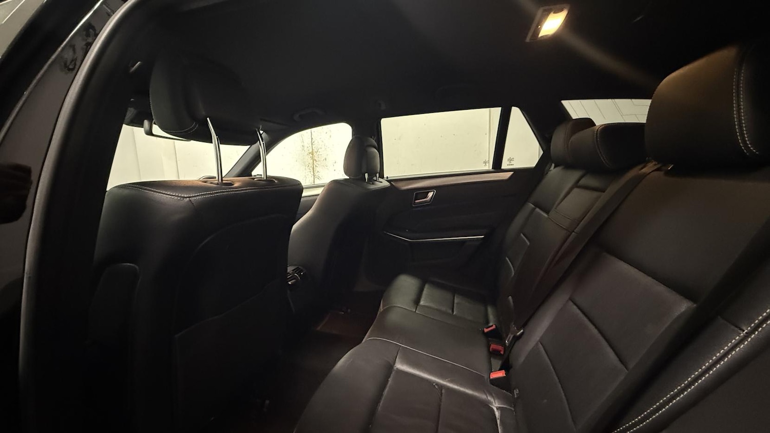 Used Mercedes-Benz E Class 2016 for sale - 77931221: Photo 15