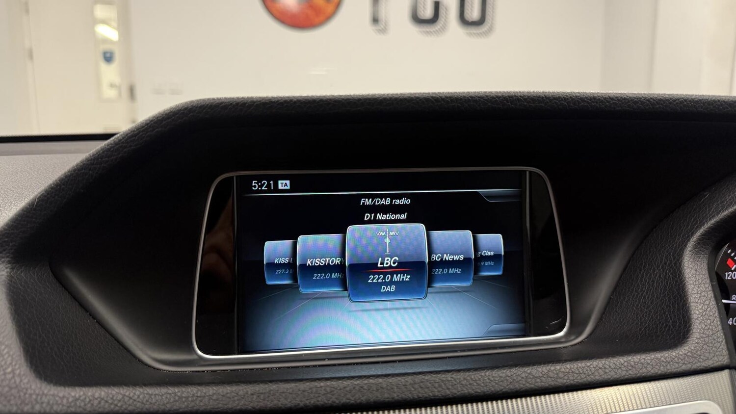 Used Mercedes-Benz E Class 2016 for sale - 77931221: Photo 21