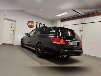 Used Mercedes-Benz E Class 2016 for sale - 77931221: Photo