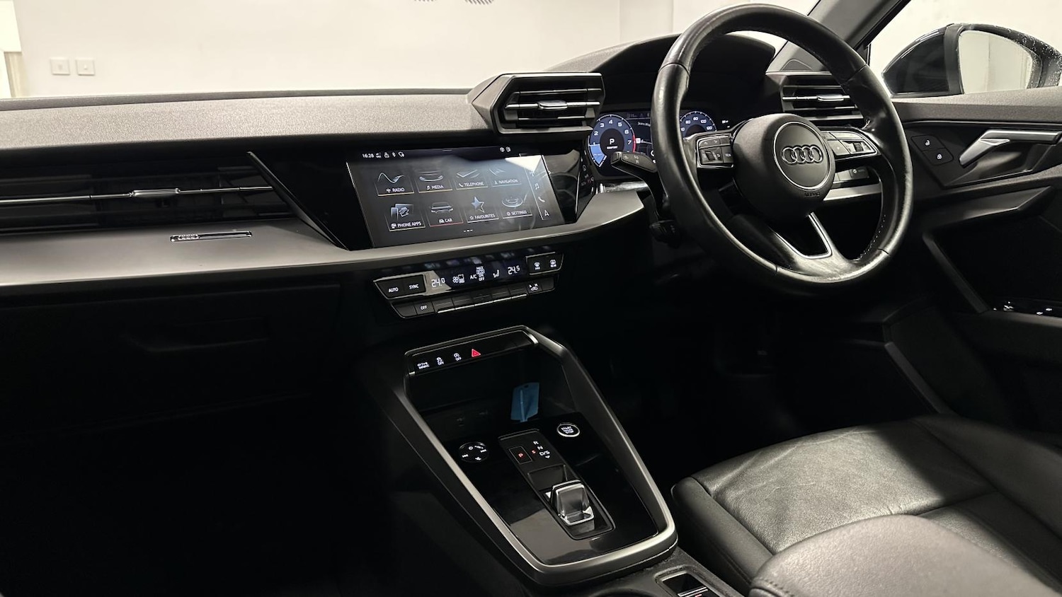 Used Audi A3 2021 for sale - 77721801: Photo 2