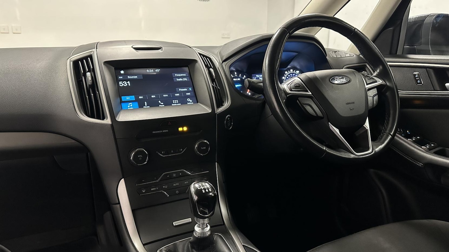 Used Ford Galaxy 2025 for sale - 77289558: Photo 2