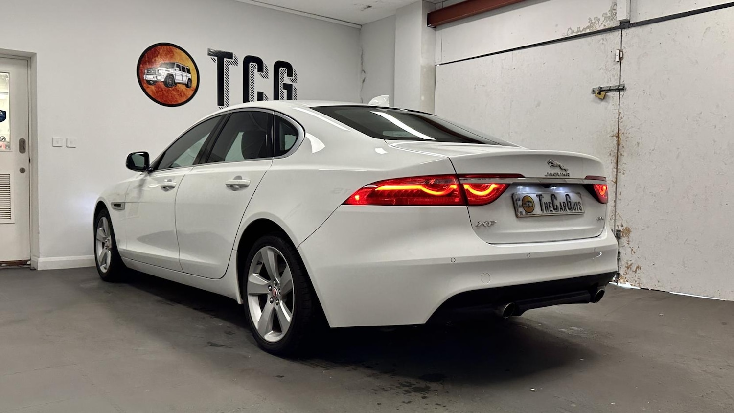 Used Jaguar XF 2018 for sale - 77109931: Photo 11