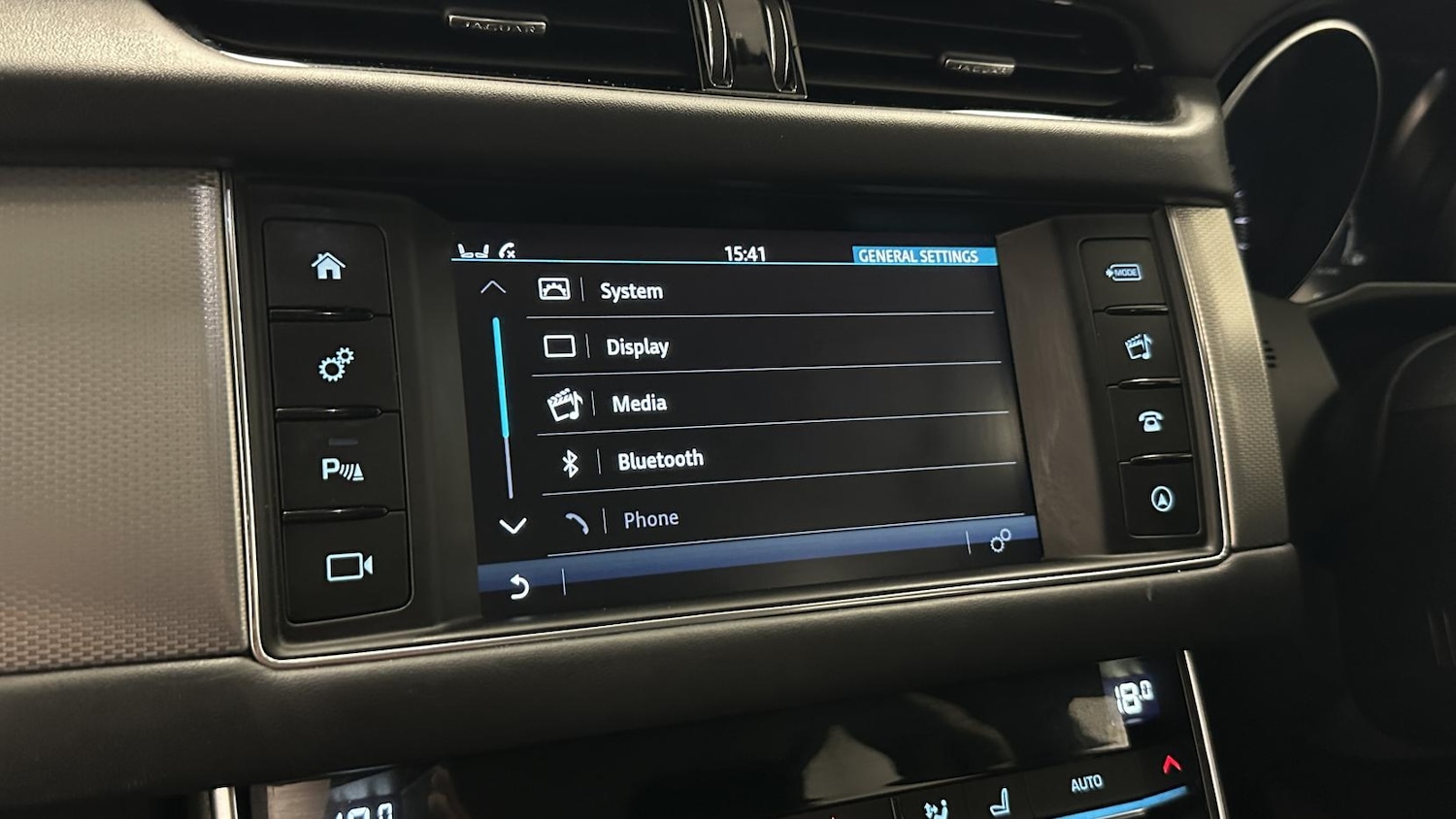 Used Jaguar XF 2018 for sale - 77109931: Photo 29