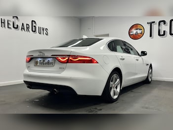 Used Jaguar XF 2018 for sale - 77109931: Photo