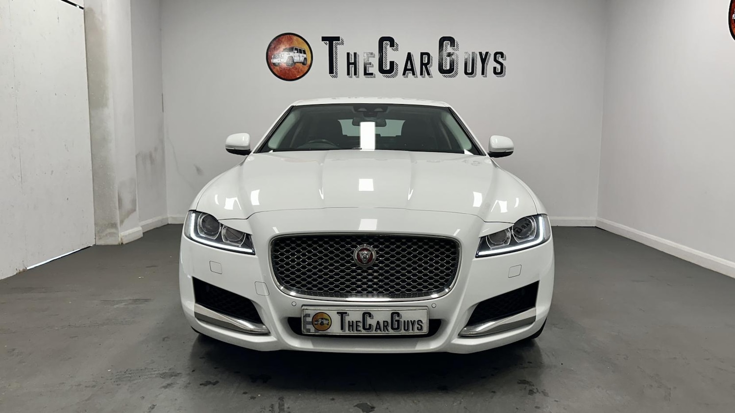 Used Jaguar XF 2018 for sale - 77109931: Photo 6