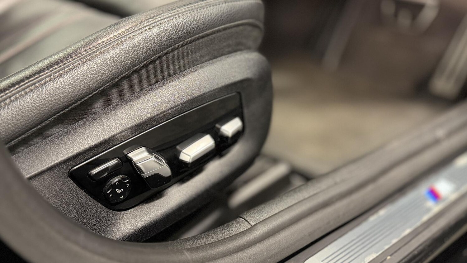 Used BMW 5 Series 2018 for sale - 77450024: Photo 17