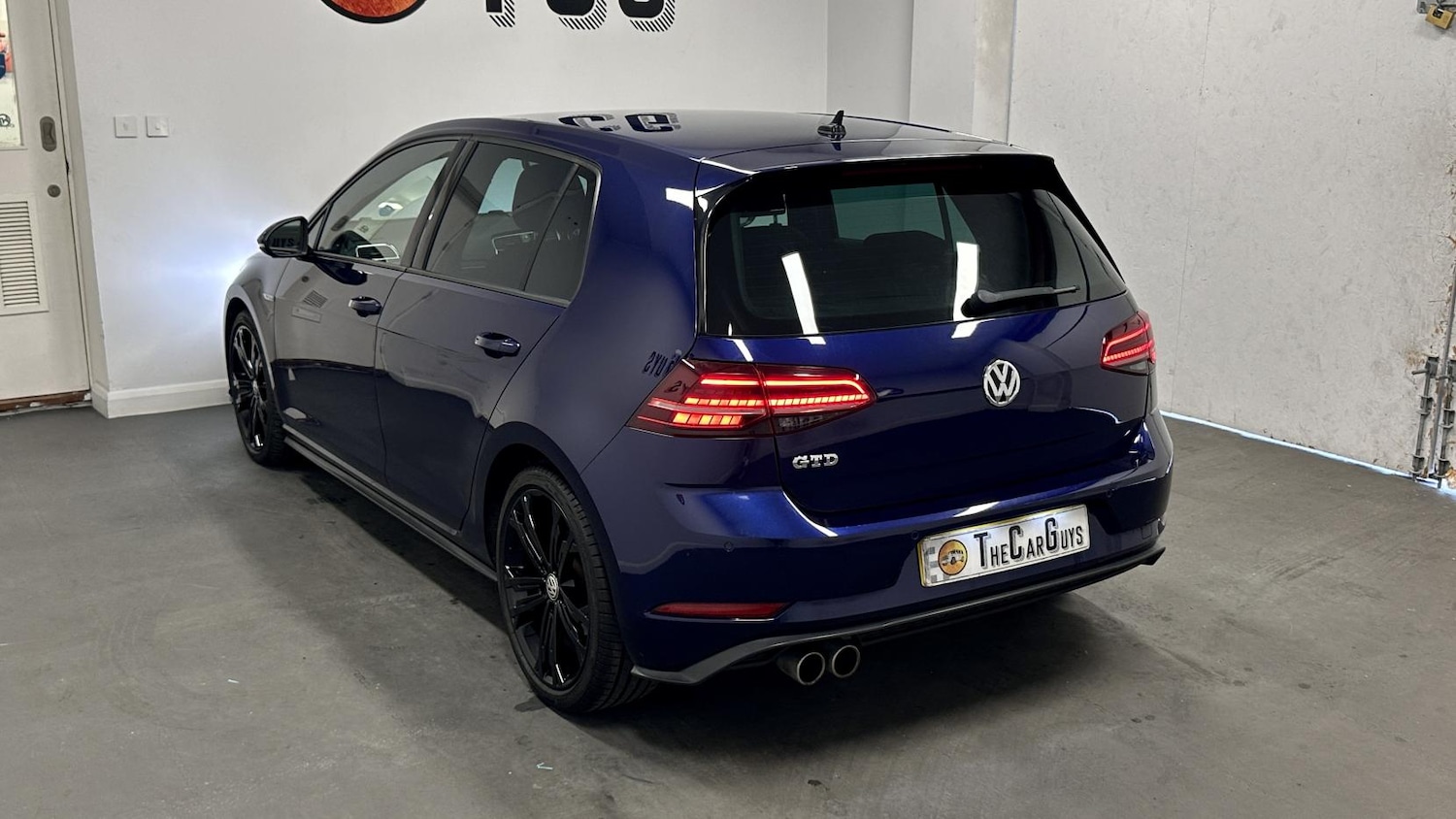 Used Volkswagen Golf 2018 for sale - 77109928: Photo 12