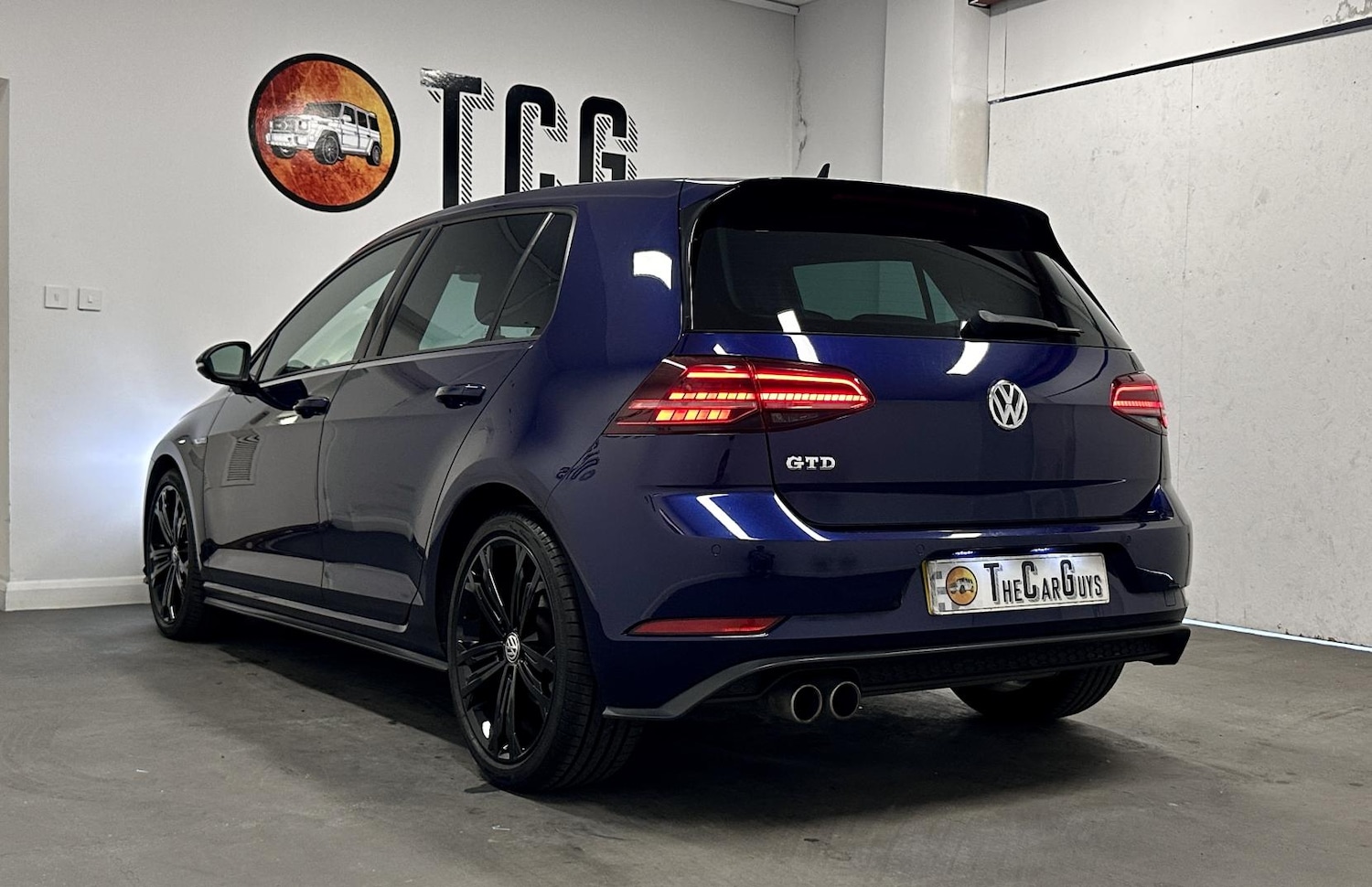 Used Volkswagen Golf 2018 for sale - 77109928: Photo 3