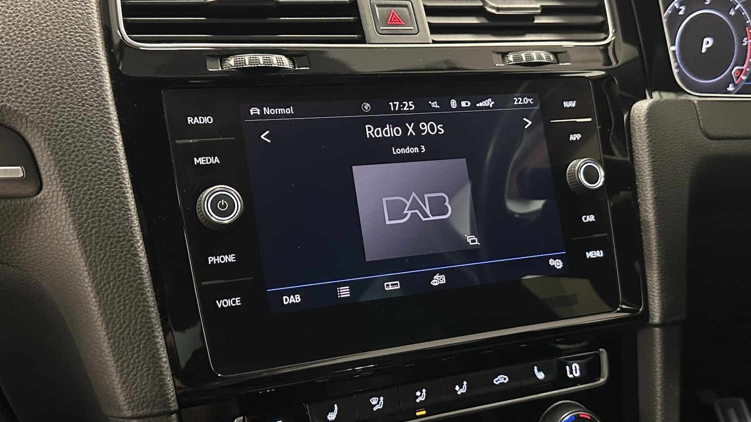 Used Volkswagen Golf 2018 for sale - 77109928: Photo 32