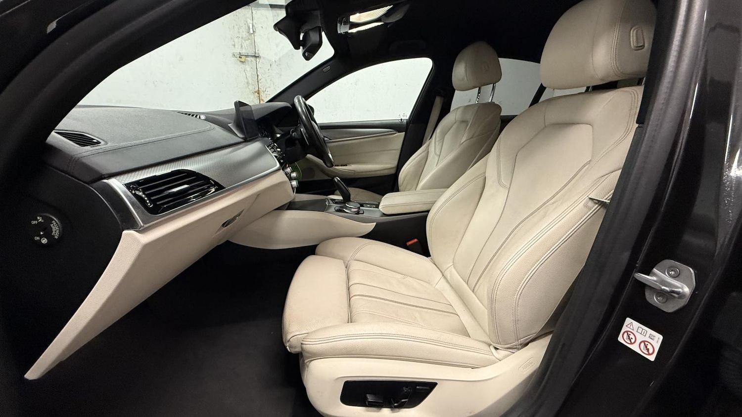 Used BMW 5 Series 2018 for sale - 77400188: Photo 15