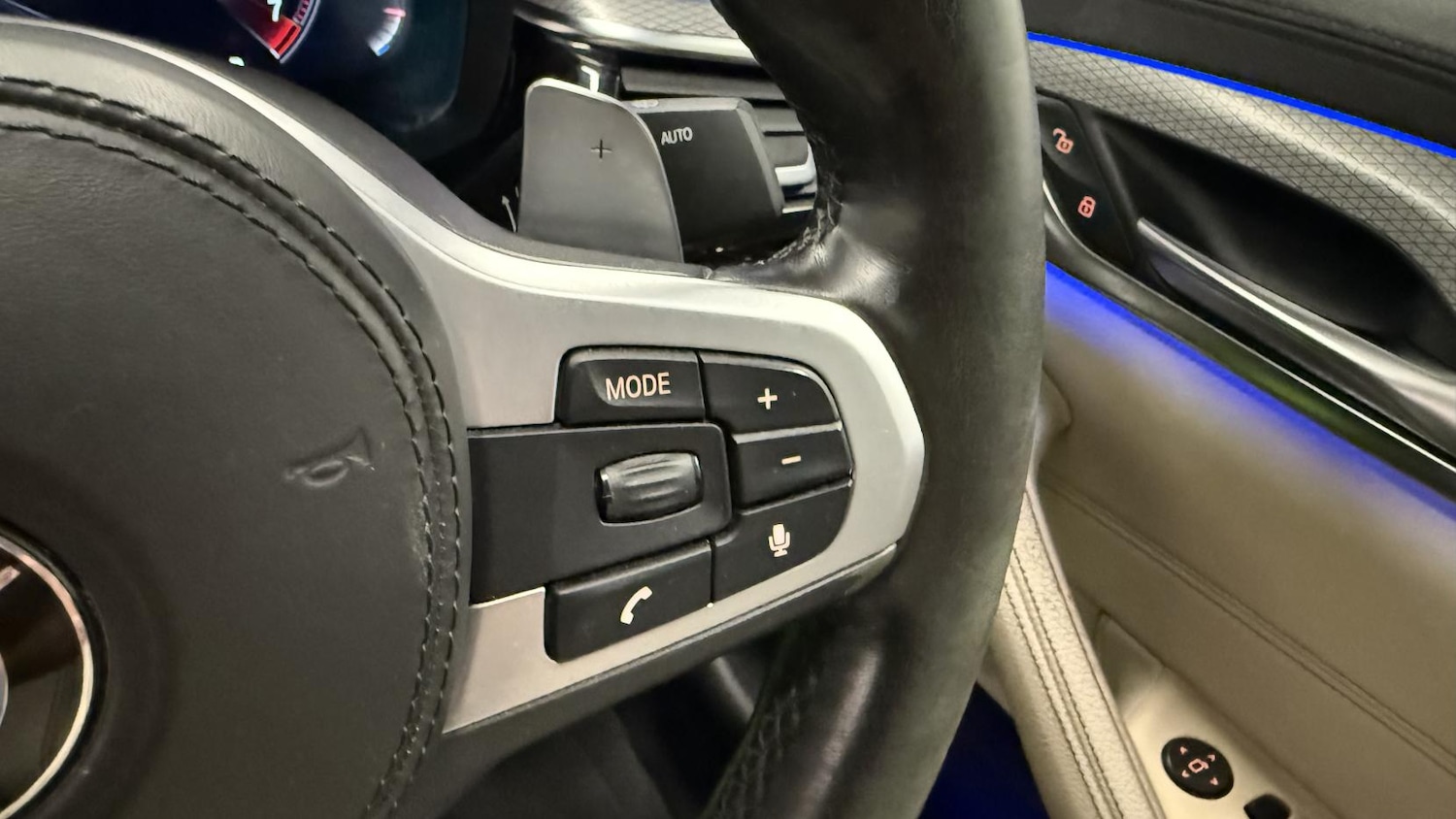 Used BMW 5 Series 2018 for sale - 77400188: Photo 38