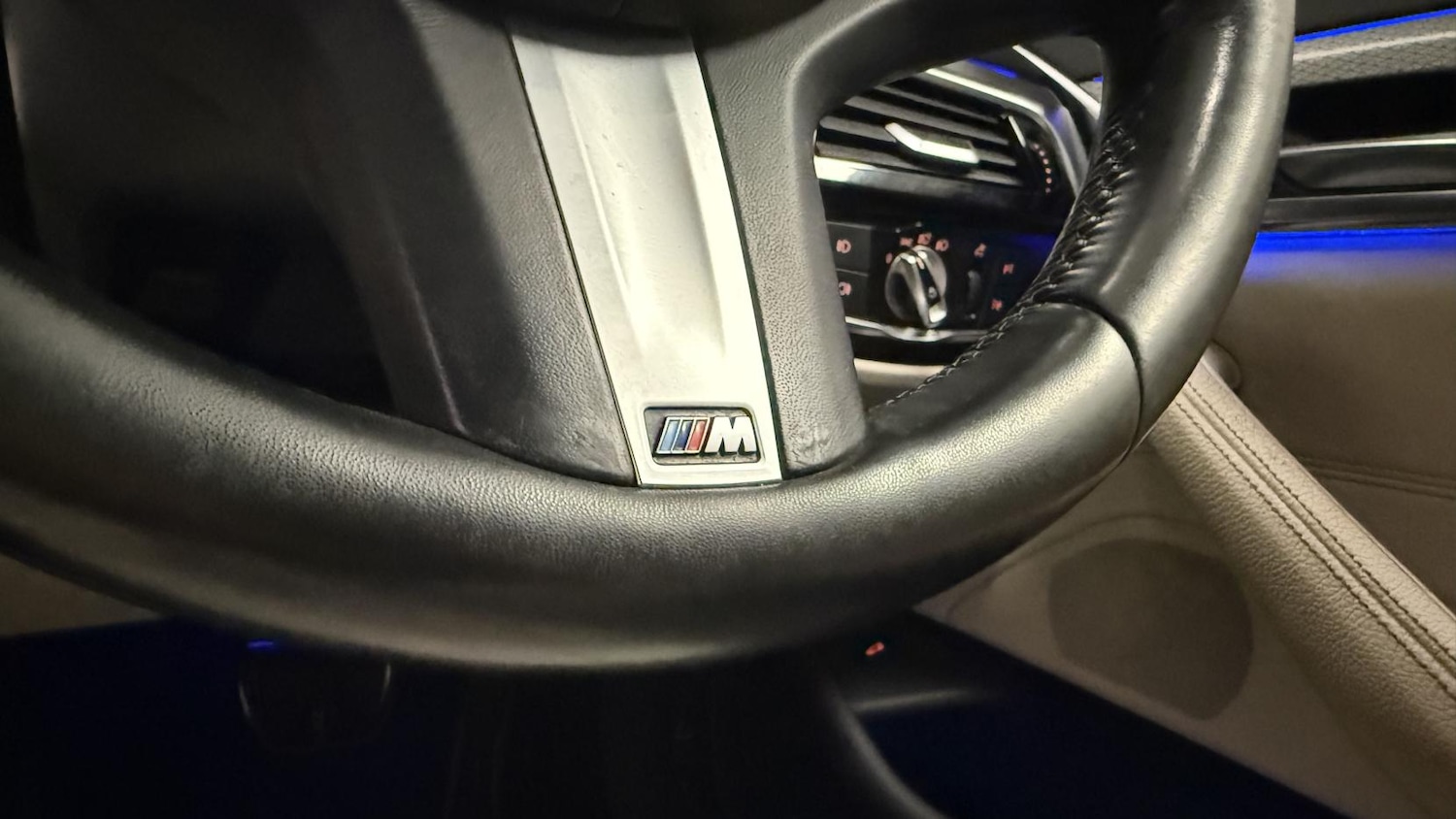 Used BMW 5 Series 2018 for sale - 77400188: Photo 39