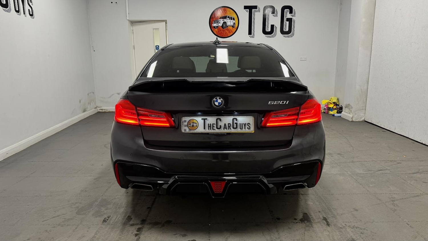 Used BMW 5 Series 2018 for sale - 77400188: Photo 42