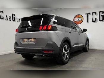 Used Peugeot 5008 2020 for sale - 79235076: Photo