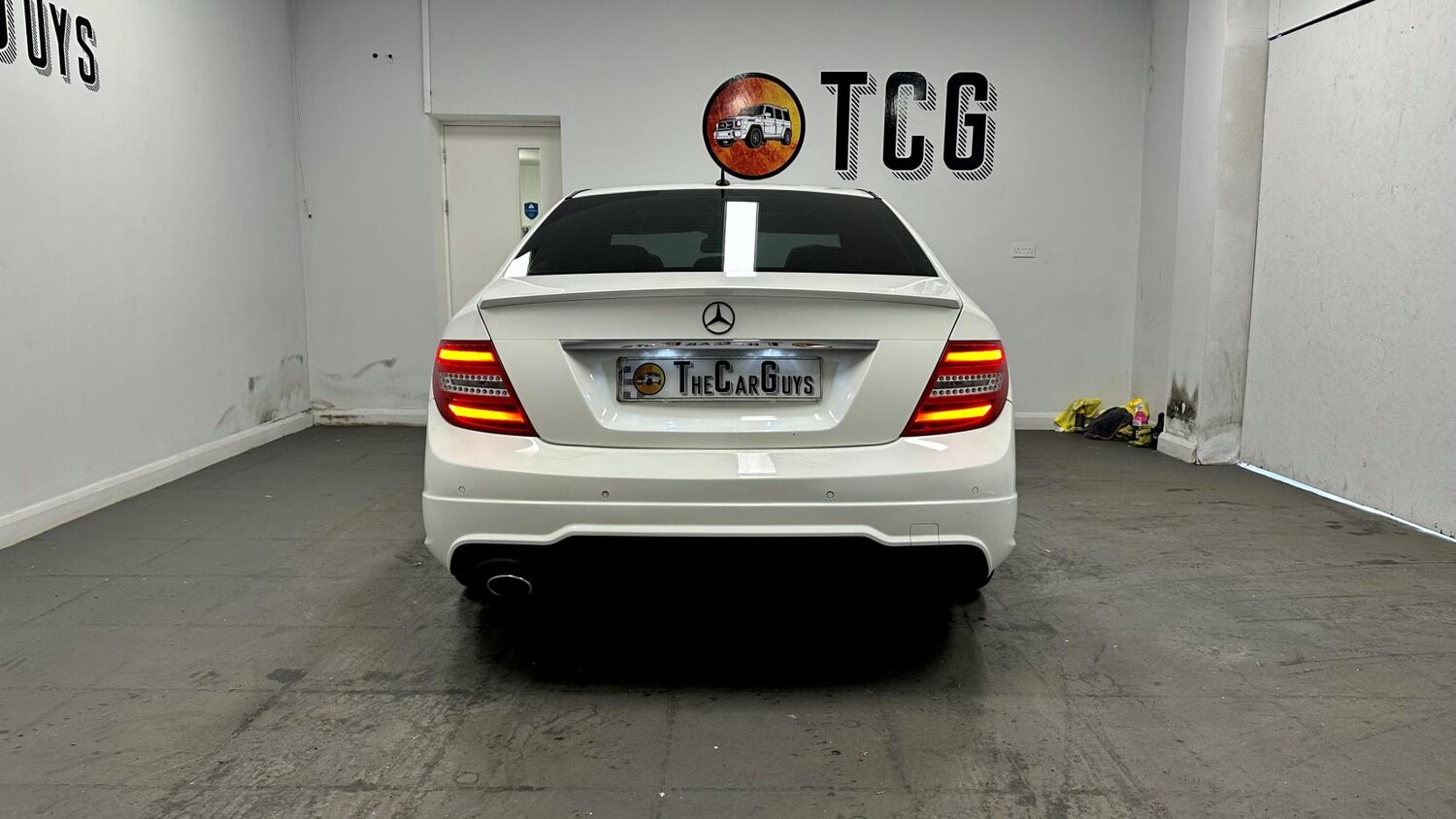 Used Mercedes-Benz C Class 2014 for sale - 78128929: Photo 24