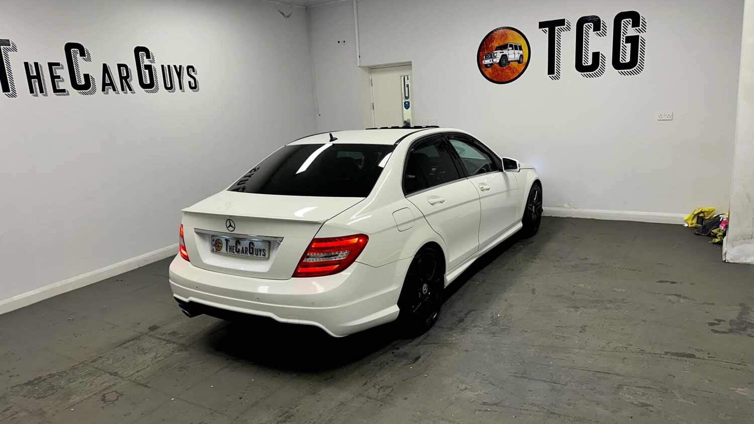Used Mercedes-Benz C Class 2014 for sale - 78128929: Photo 26