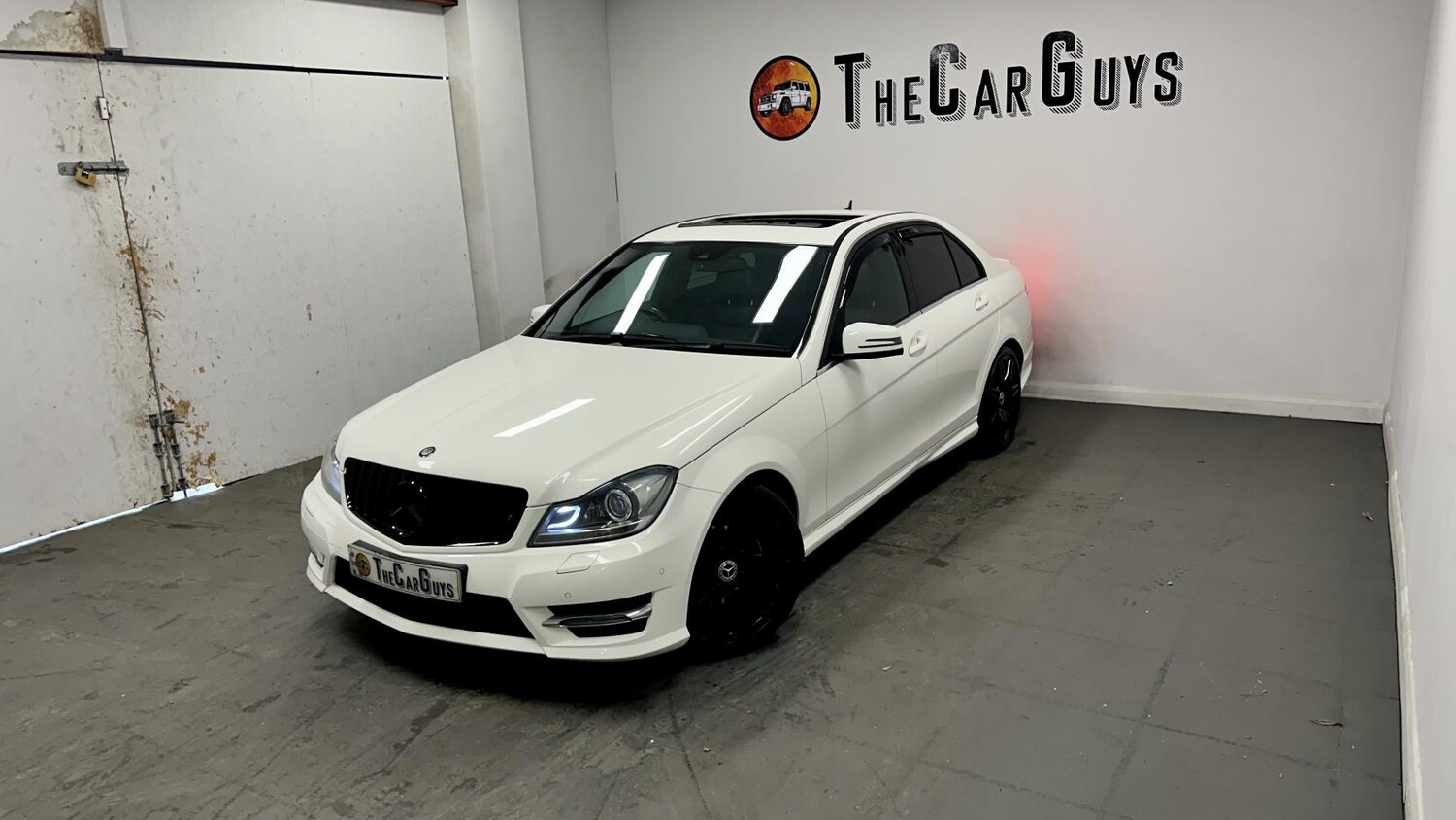 Used Mercedes-Benz C Class 2014 for sale - 78128929: Photo 8