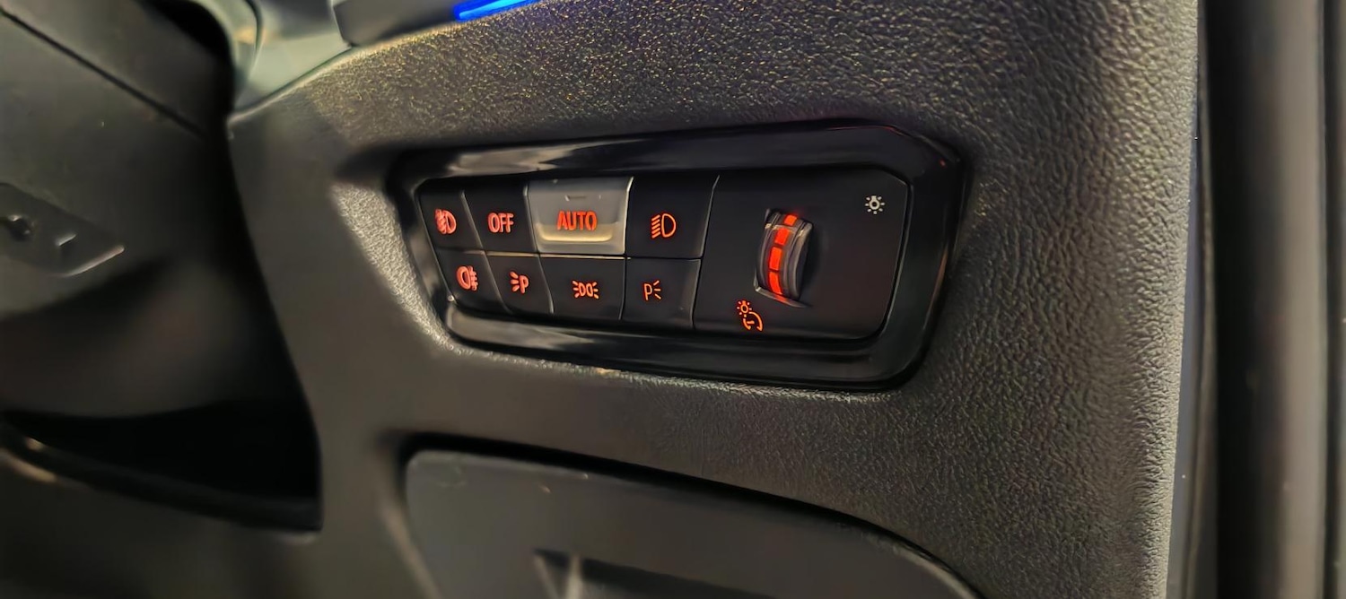 Used BMW 3 Series 2019 for sale - 77558840: Photo 39