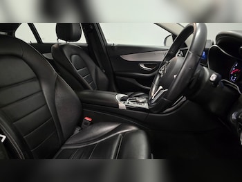 Used Mercedes-Benz C Class 2019 for sale - 78791996: Photo