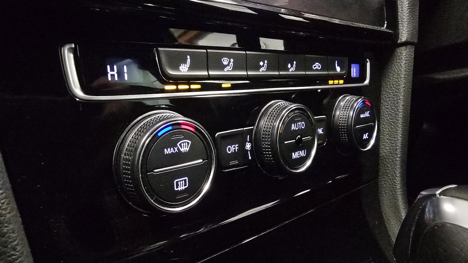 Used Volkswagen Golf 2018 for sale - 77109964: Photo 21