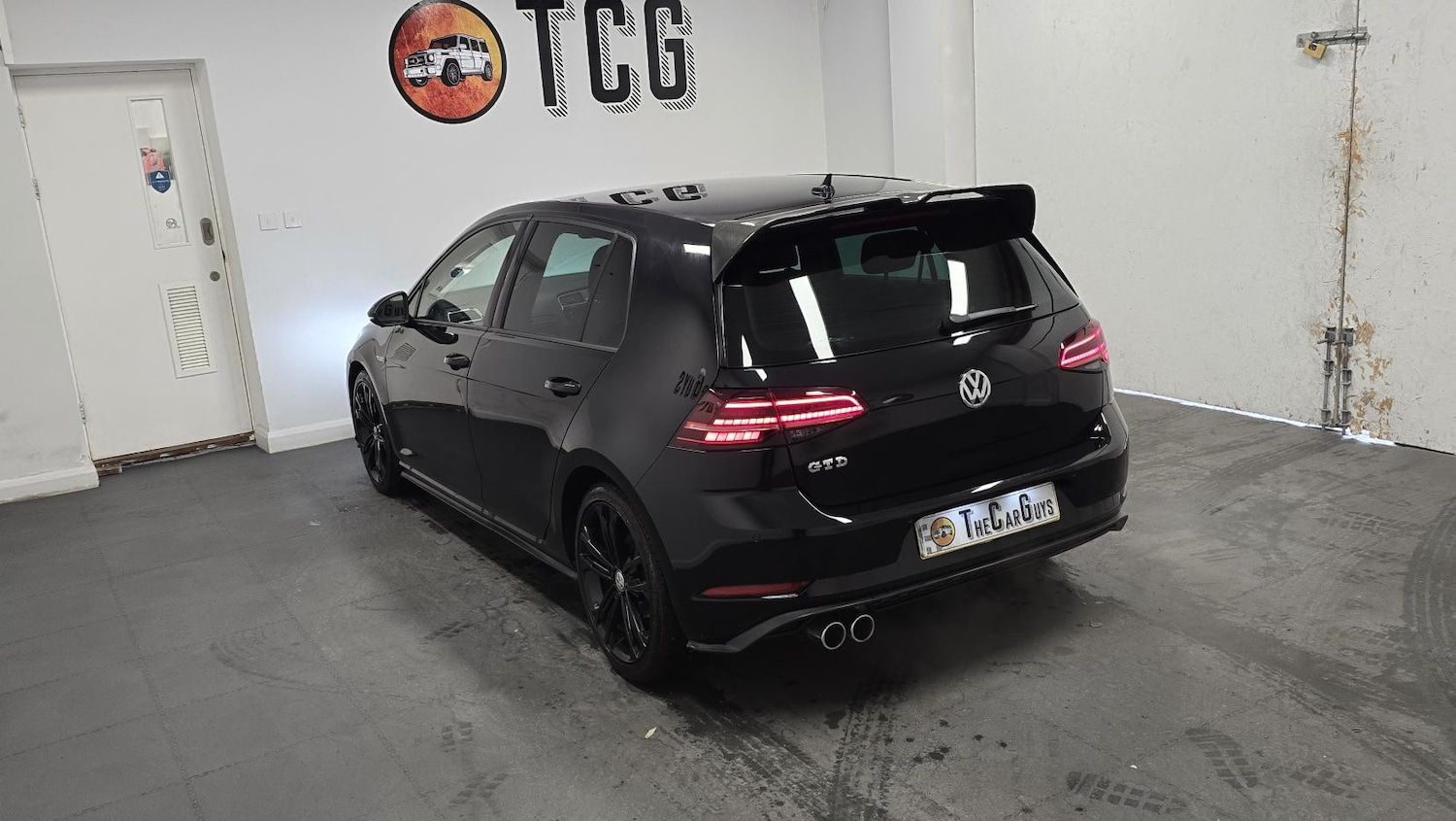 Used Volkswagen Golf 2018 for sale - 77109964: Photo 9