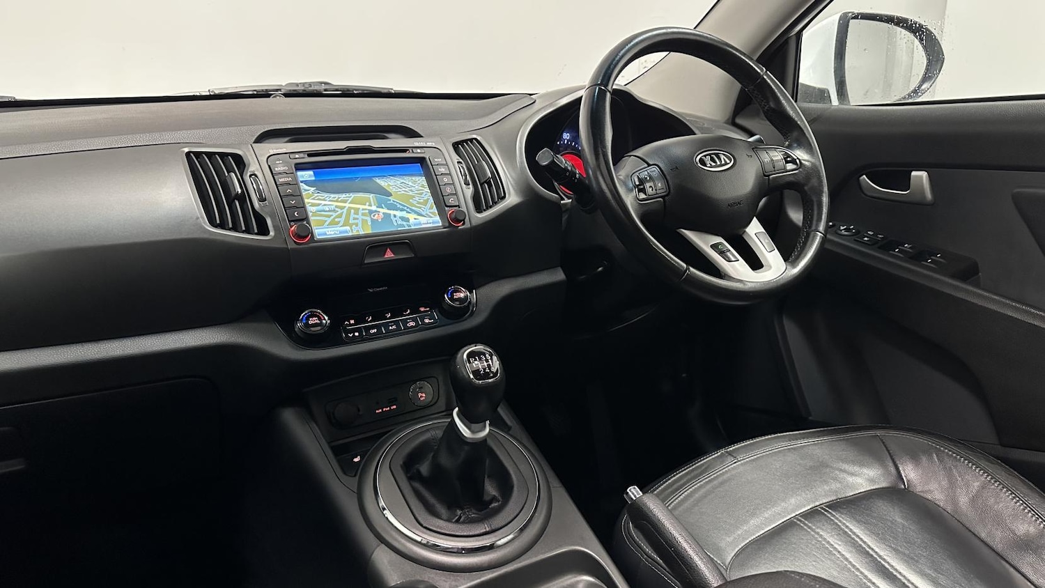 Used Kia Sportage 2012 for sale - 77189601: Photo 2