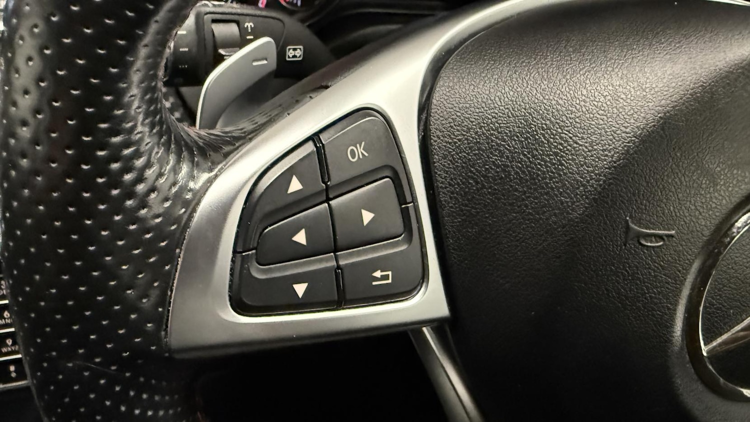 Used Mercedes-Benz A-Class 2016 for sale - 77289552: Photo 34