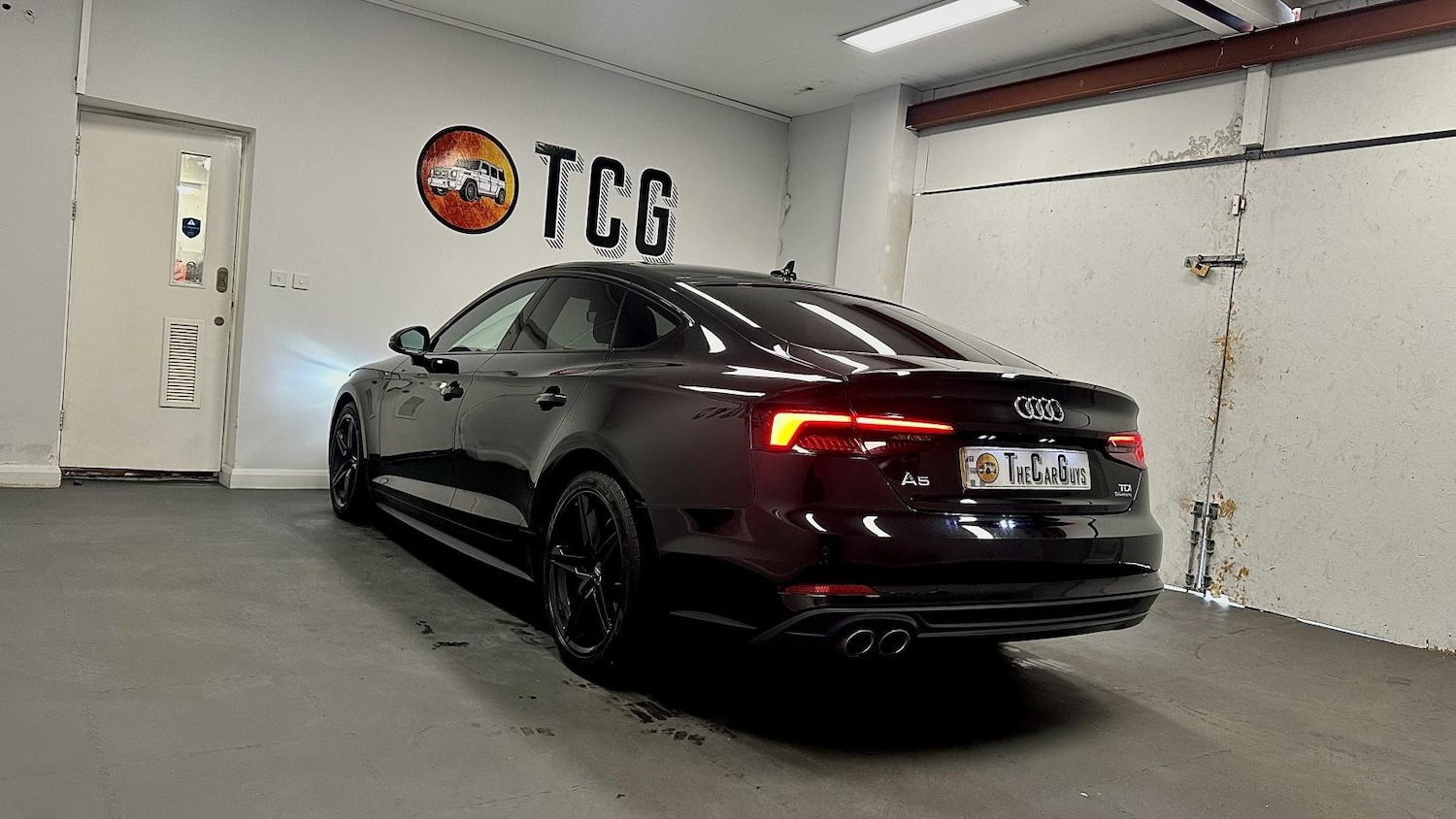Used Audi A5 2017 for sale - 78148625: Photo 5