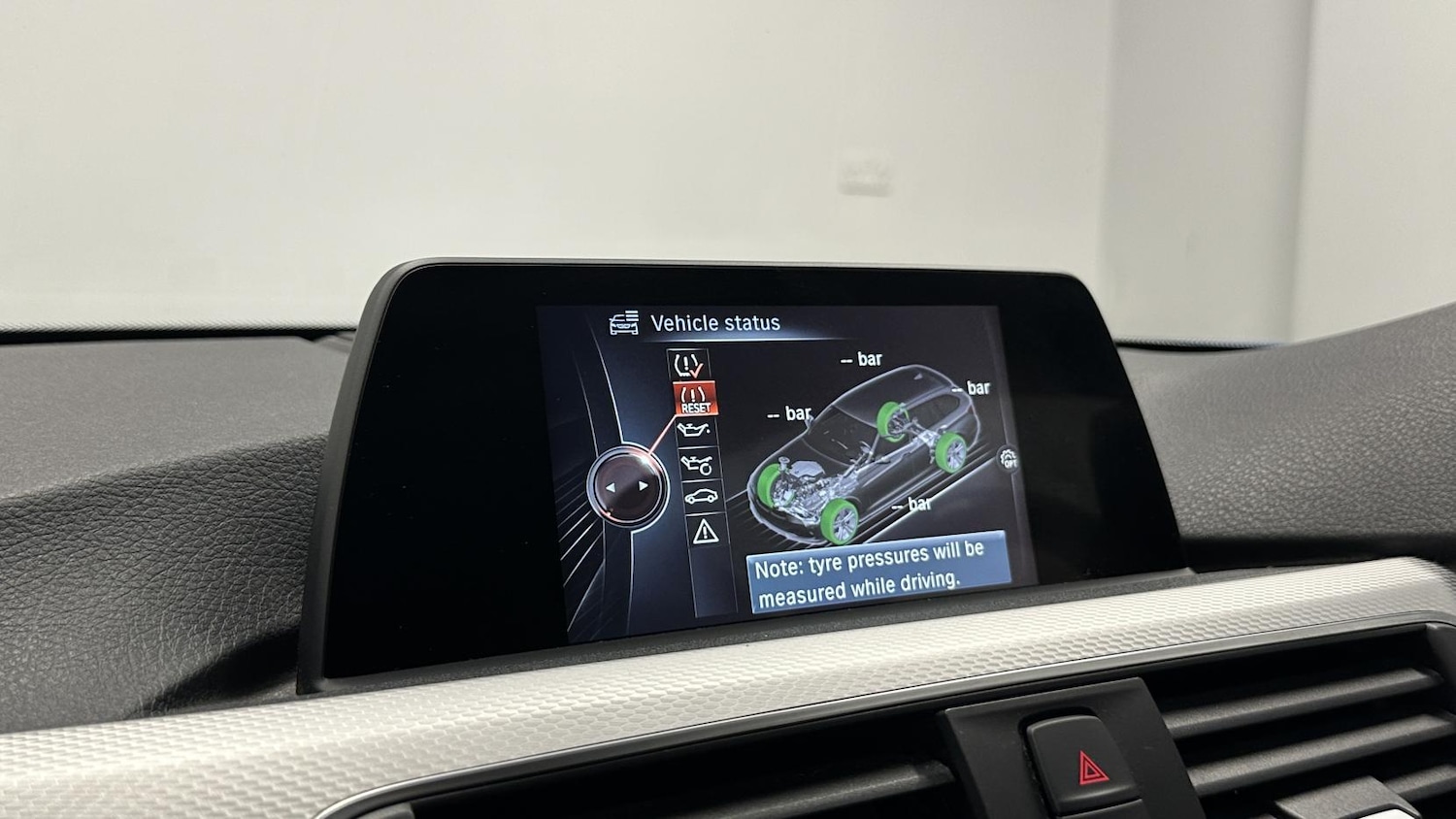 Used BMW 3 Series 2016 for sale - 77653320: Photo 31