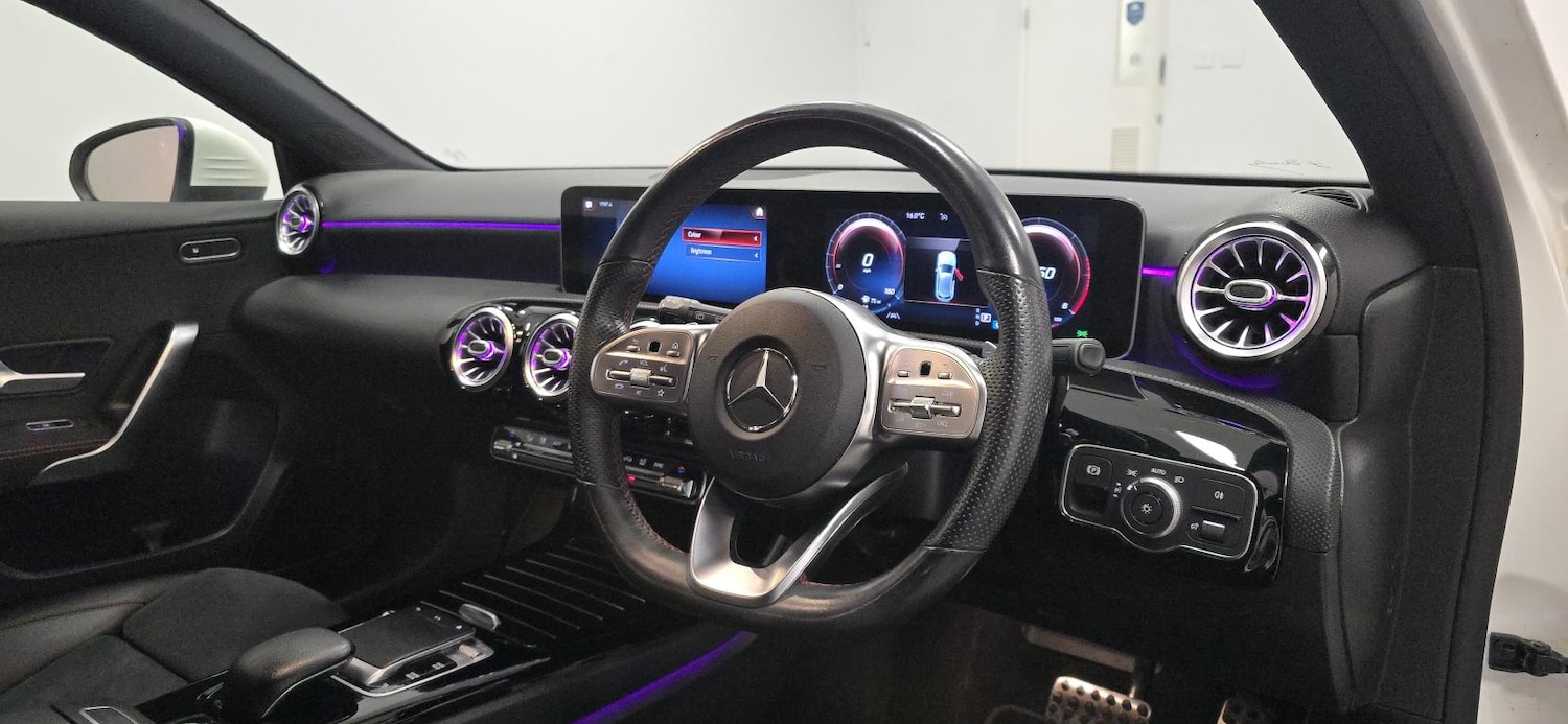 Used Mercedes-Benz A-Class 2019 for sale - 77595811: Photo 2