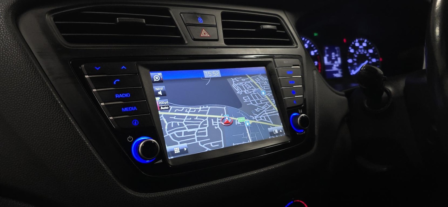 Used Hyundai i20 2018 for sale - 77573145: Photo 15