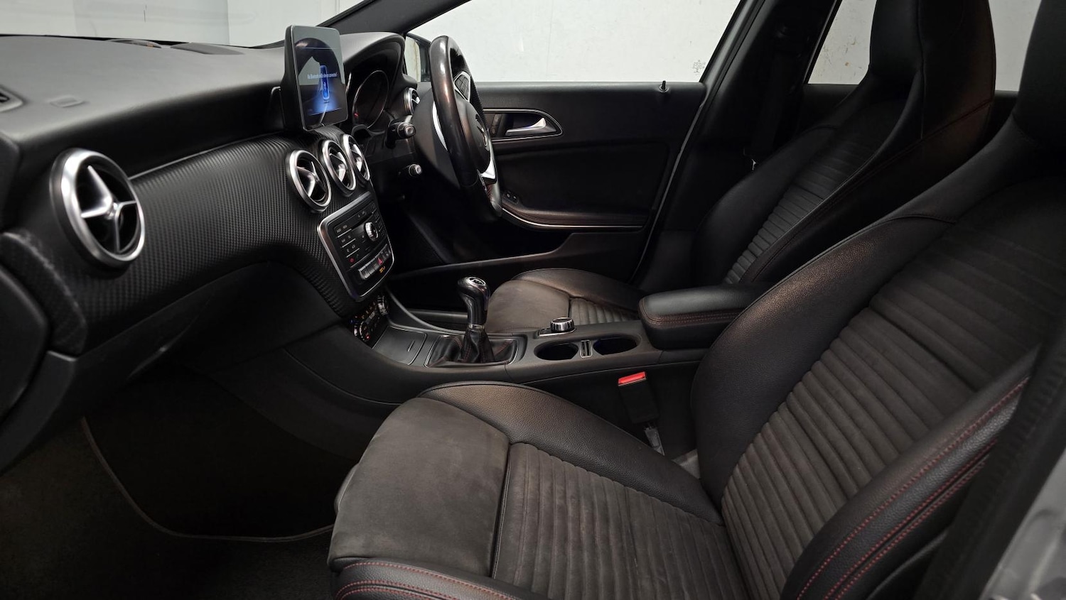 Used Mercedes-Benz A-Class 2018 for sale - 78067651: Photo 15