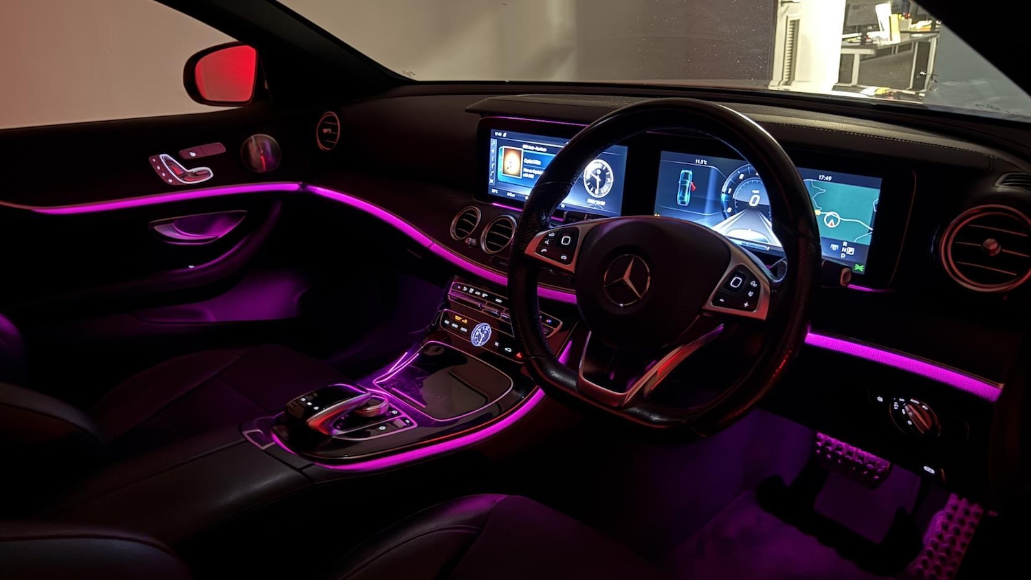 Used Mercedes-Benz E Class 2017 for sale - 78148627: Photo 2